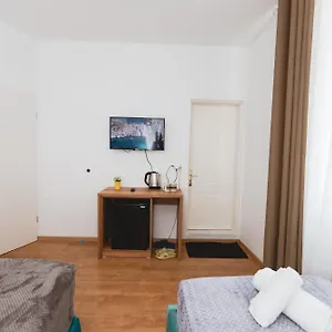 *** Hotel Tier Center Albanië
